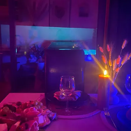 Le Romantique Avec Jacuzzi Privatif Luxussátor Lirac